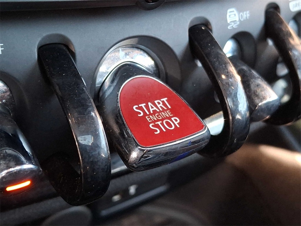 Thumbnail: 2021 MINI Cooper Clubman - 22