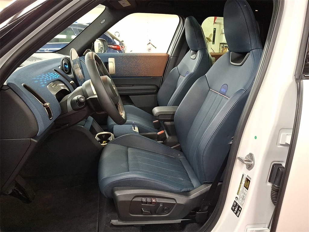 Thumbnail: 2025 MINI Cooper Countryman - 10