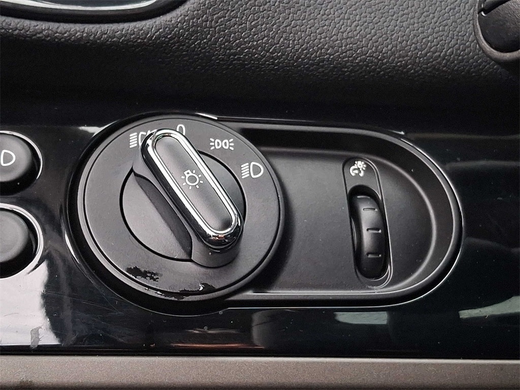 Thumbnail: 2023 MINI Cooper Countryman - 21