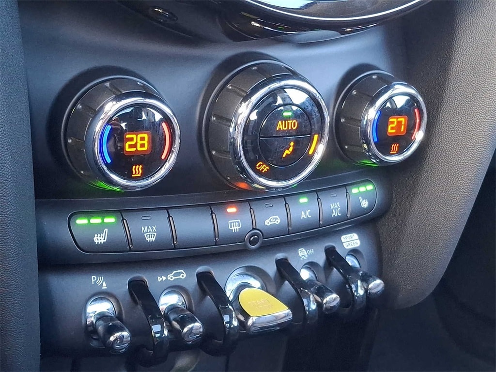 Thumbnail: 2024 MINI Cooper Hardtop - 14