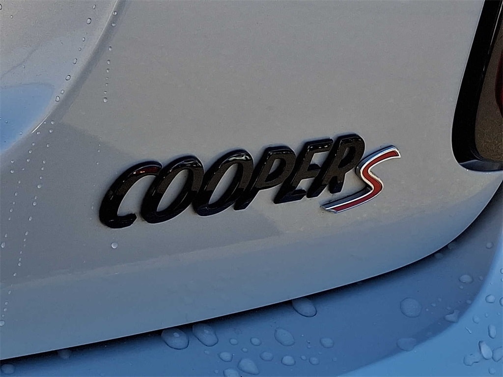 Thumbnail: 2023 MINI Cooper Hardtop - 27