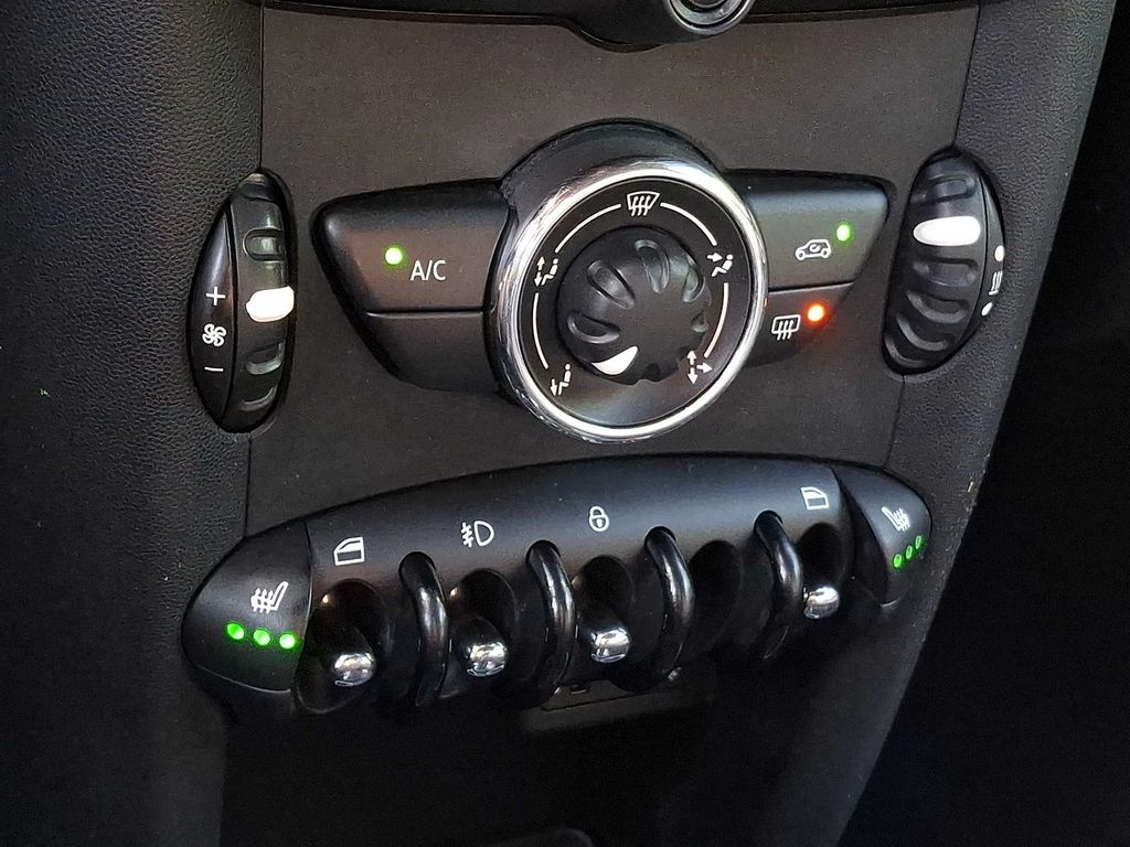 Thumbnail: 2012 MINI Cooper - 12