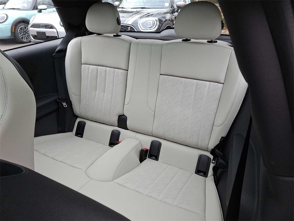 Thumbnail: 2025 MINI Cooper Hardtop - 10