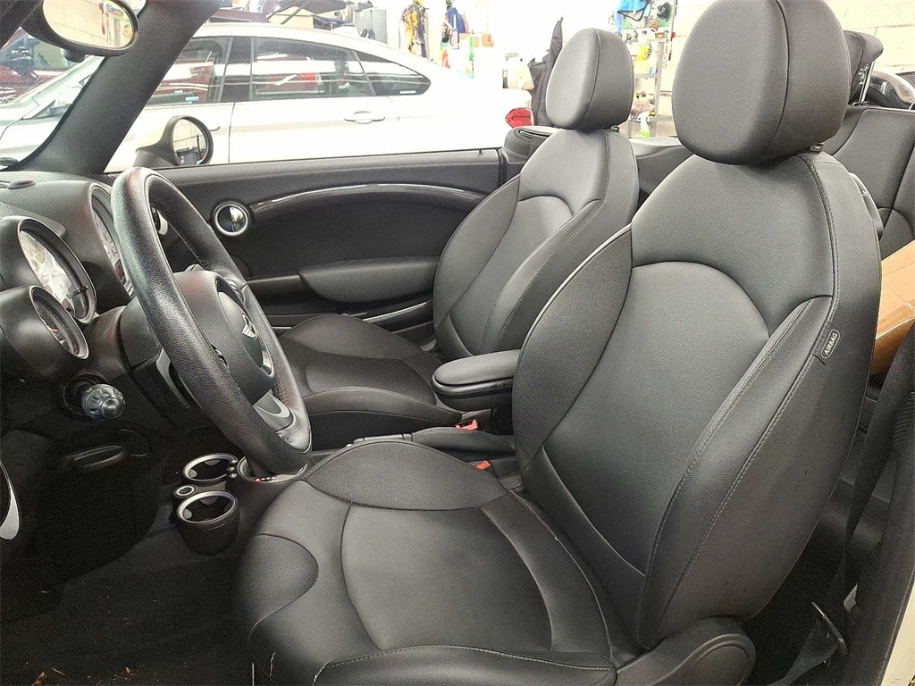 Thumbnail: 2014 MINI Cooper - 10