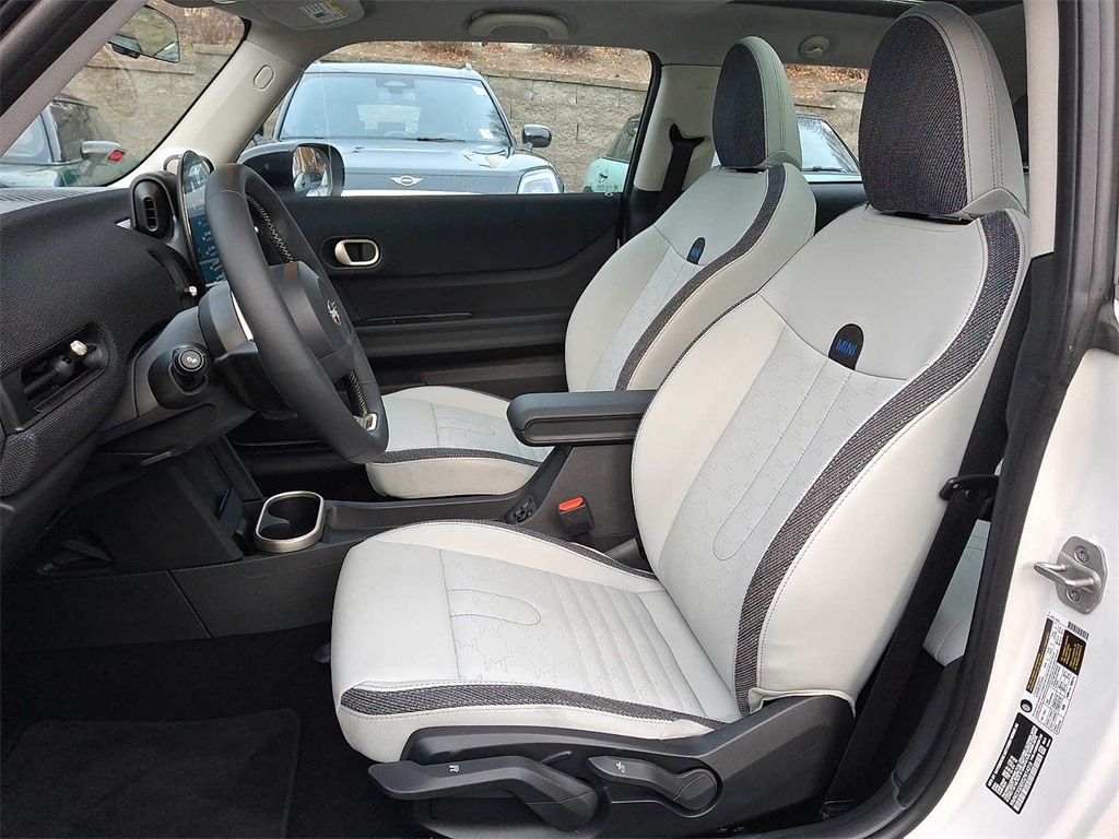 Thumbnail: 2025 MINI Cooper Hardtop - 13