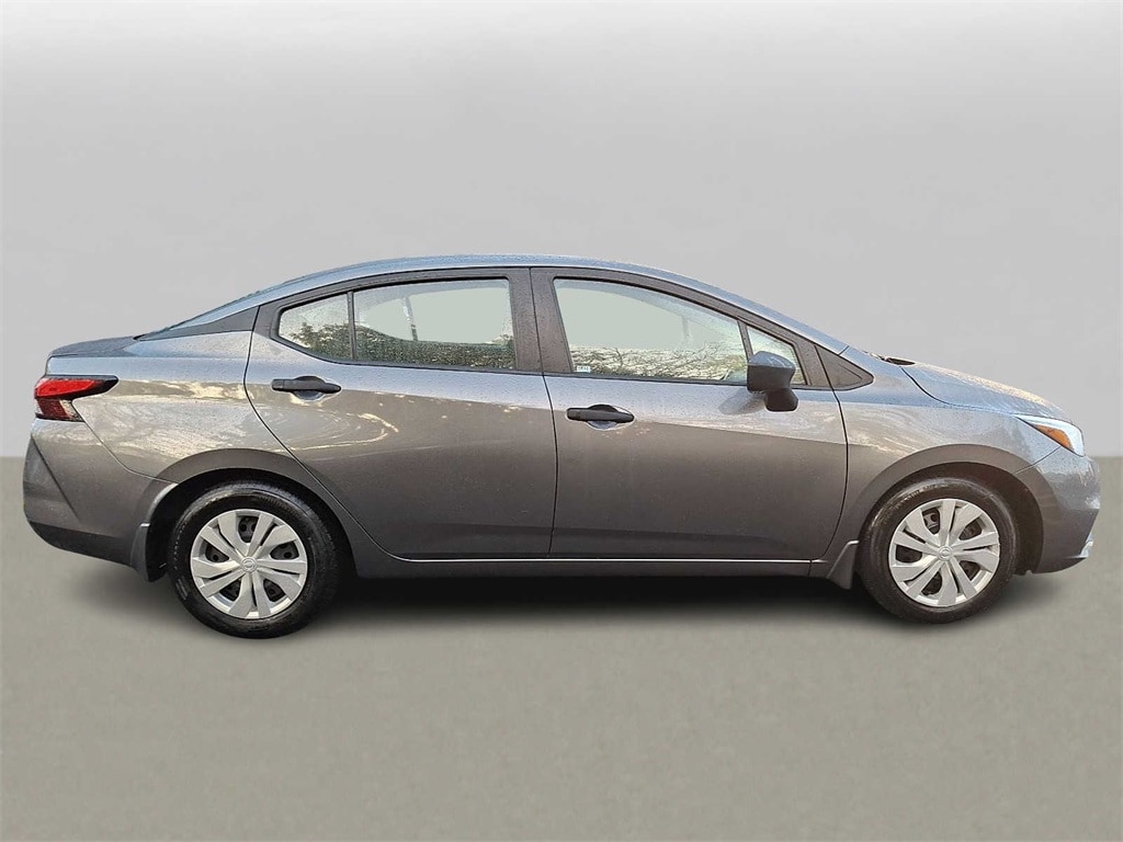Used 2022 Nissan Versa 1.6 S Sedan