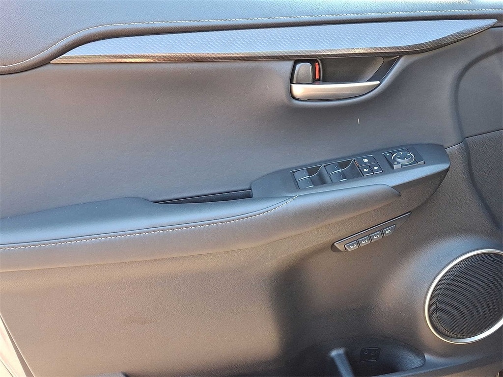Thumbnail: 2016 Lexus NX - 10