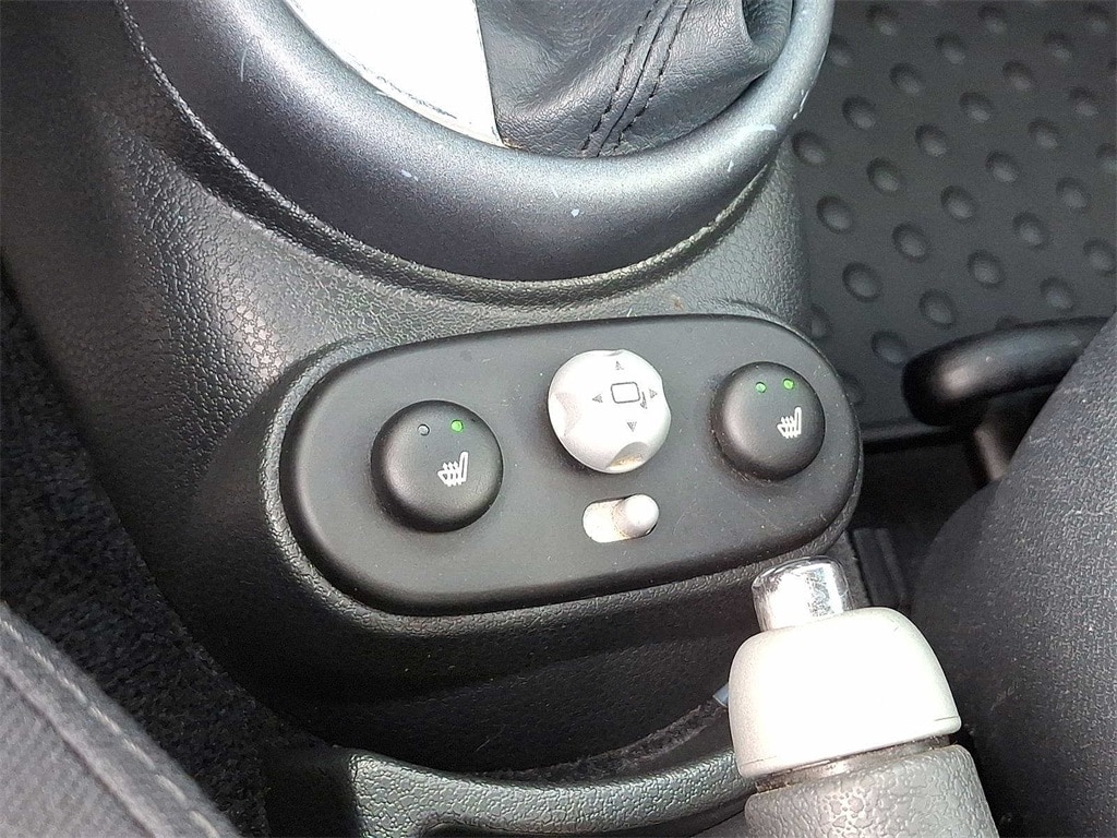 Thumbnail: 2006 MINI Cooper - 17