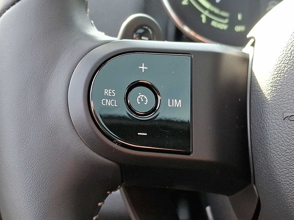 Thumbnail: 2024 MINI Cooper Countryman - 17