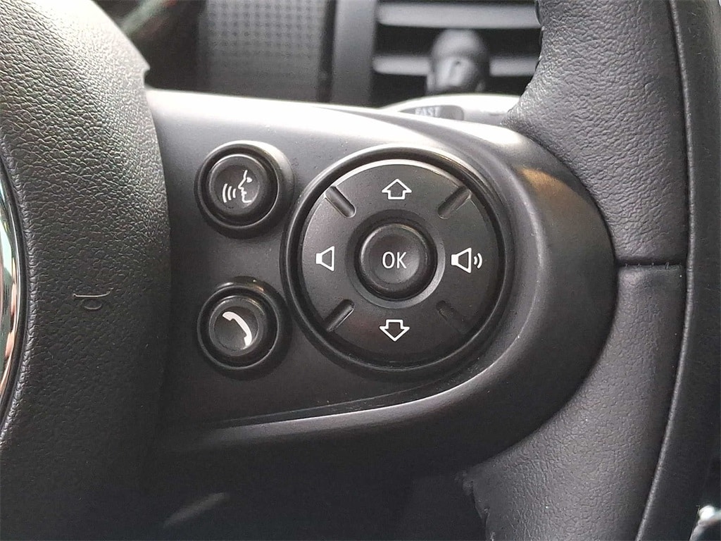 Thumbnail: 2019 MINI Cooper Hardtop - 20