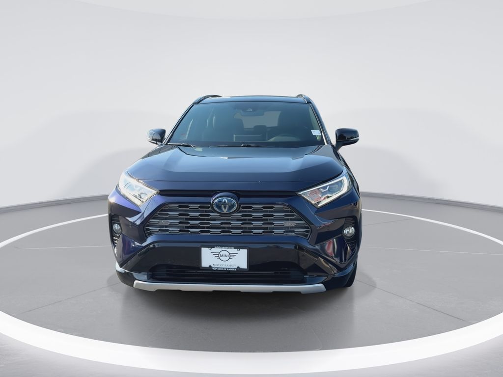 Thumbnail: 2020 Toyota RAV4 - 3