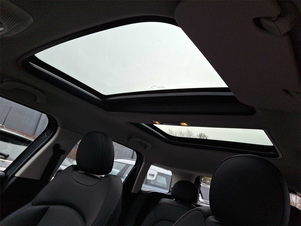 Thumbnail: 2023 MINI Cooper Countryman - 10