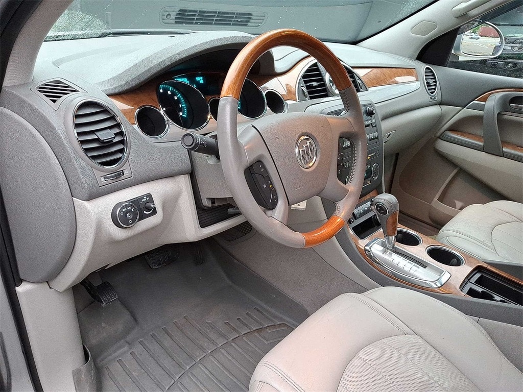 Thumbnail: 2011 Buick Enclave - 19