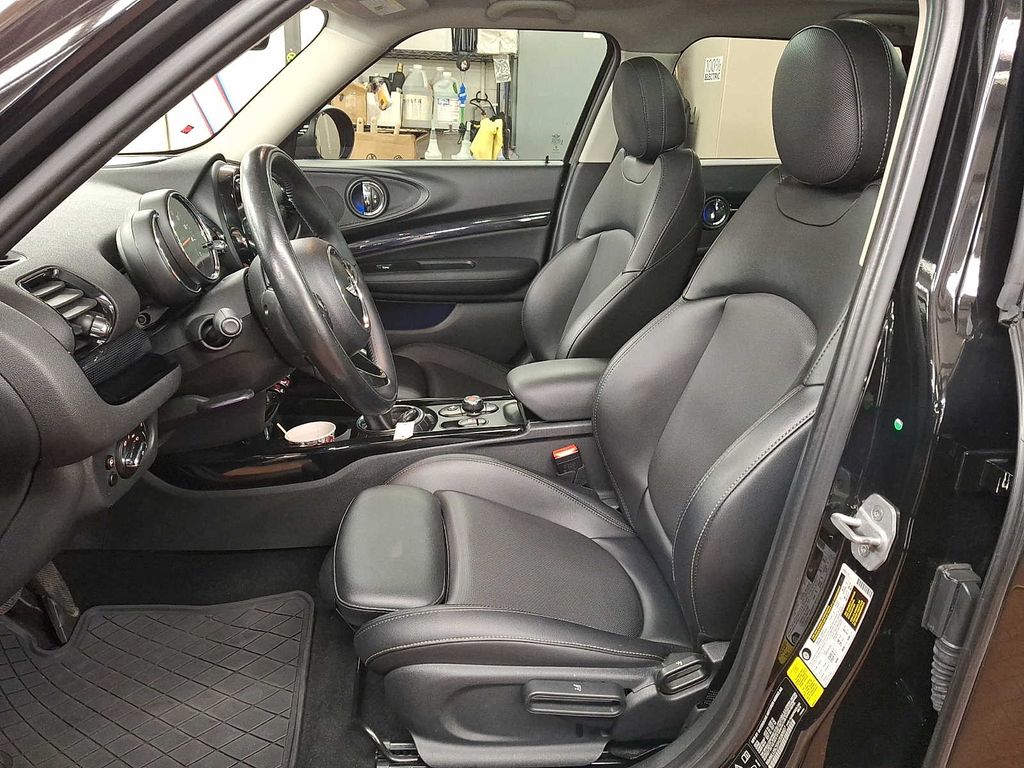 Thumbnail: 2017 MINI Cooper Clubman - 9