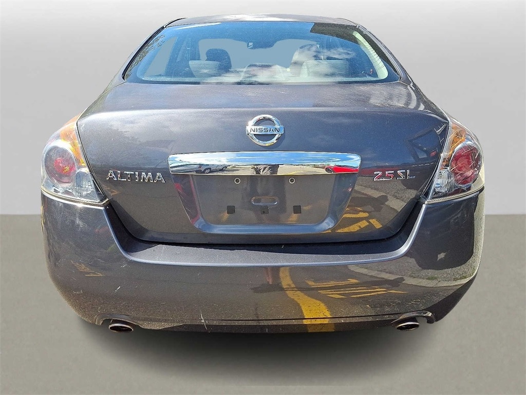 Thumbnail: 2010 Nissan Altima - 5