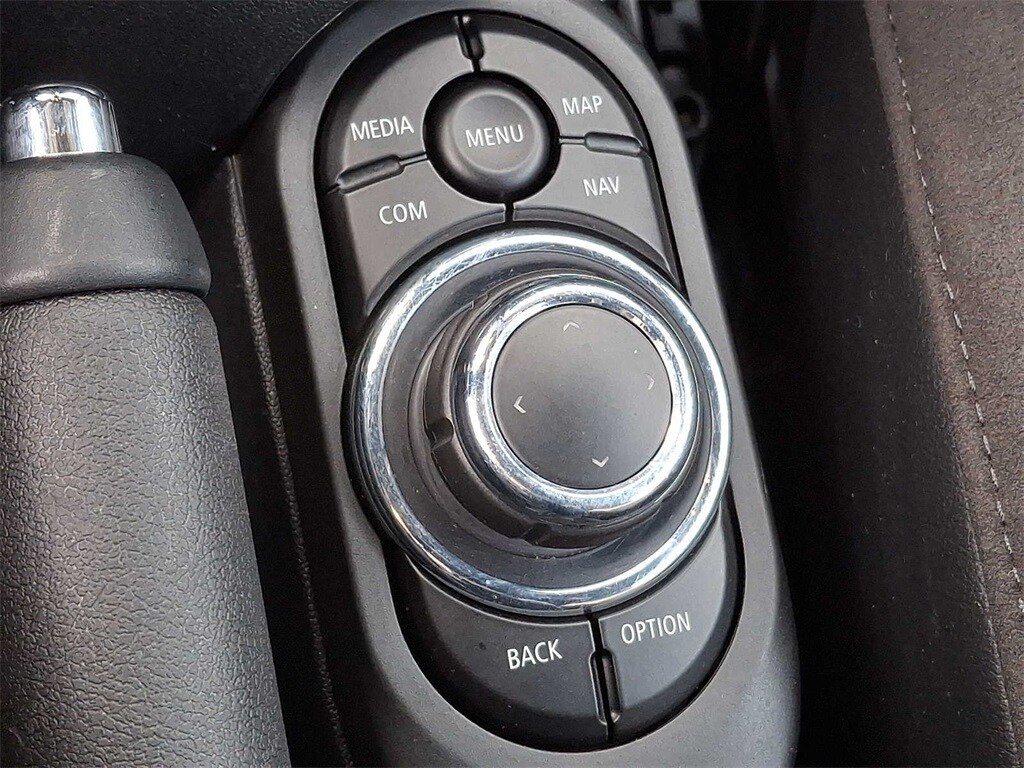 Thumbnail: 2022 MINI Cooper Convertible - 16