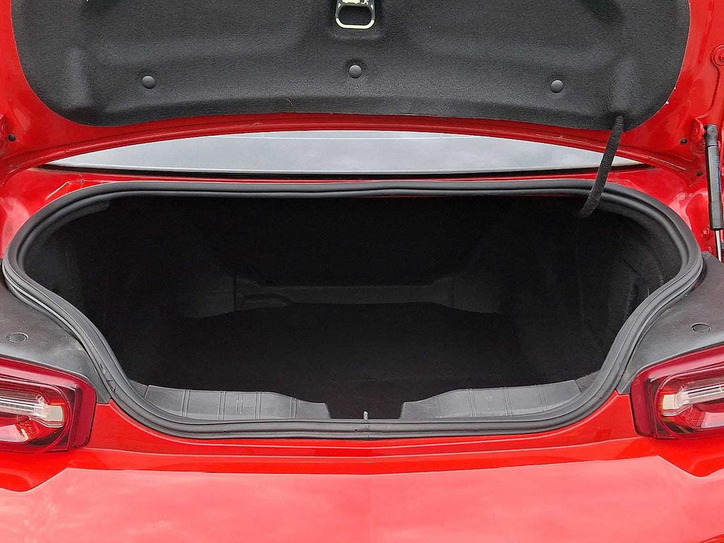 Thumbnail: 2021 Chevrolet Camaro - 27