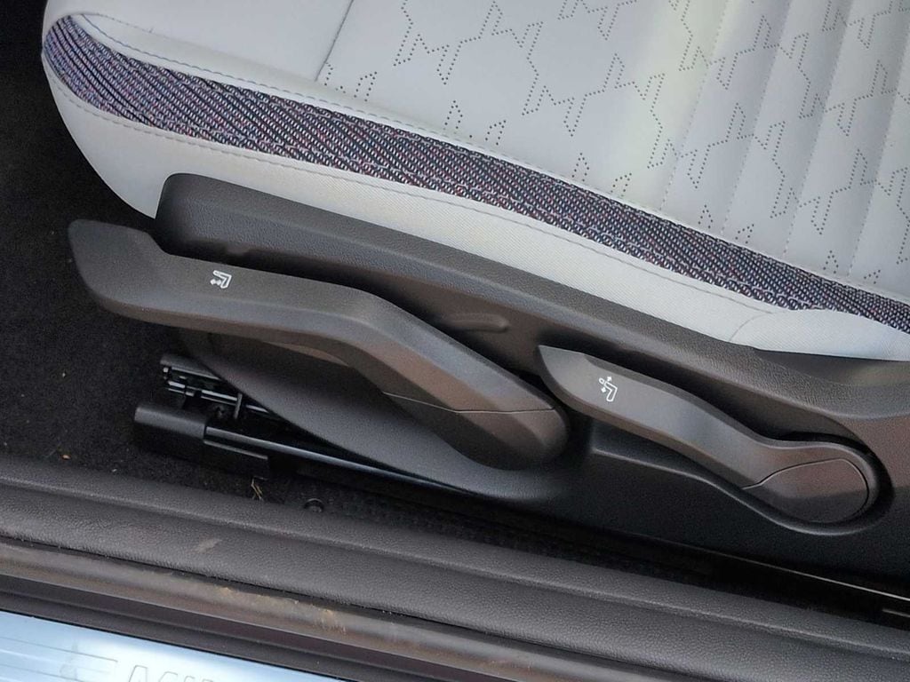 2026 MINI Hardtop 2 Door S - Photo 17