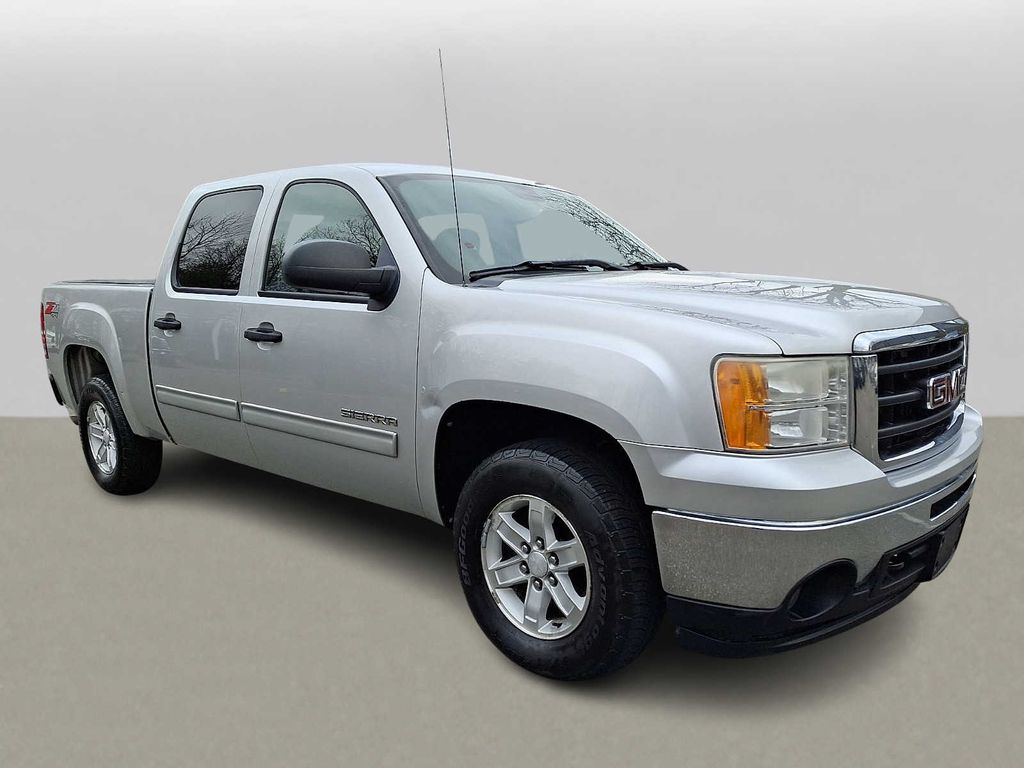 Thumbnail: 2011 GMC Sierra 1500 - 3