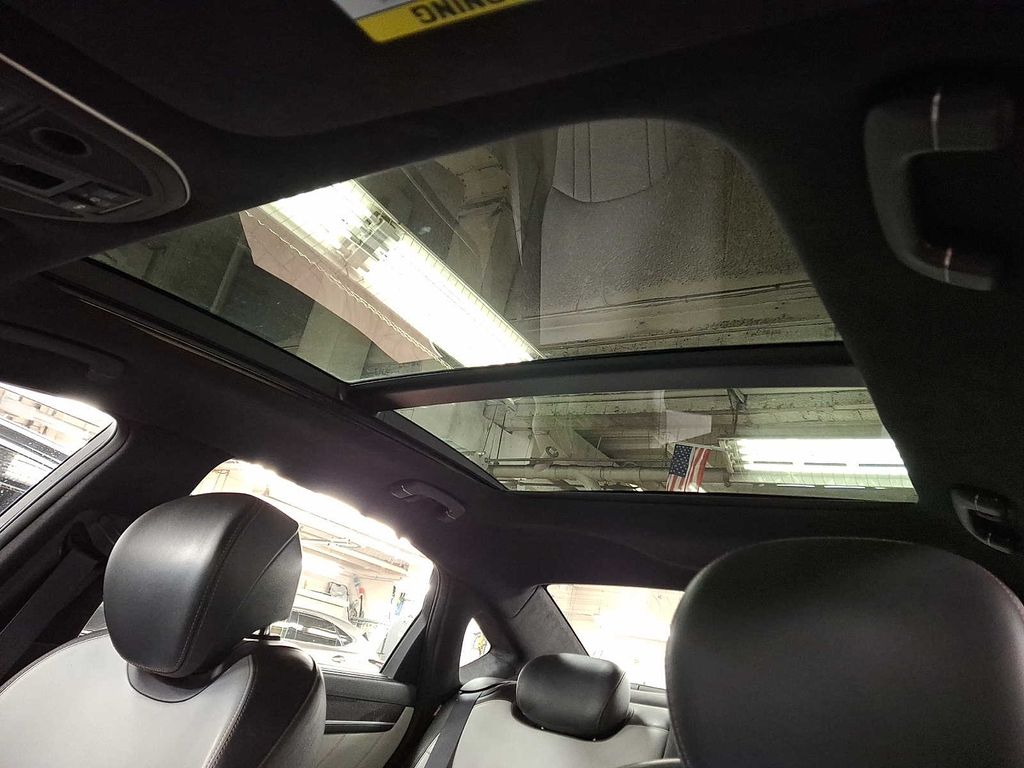 Thumbnail: 2018 Genesis G80 - 13