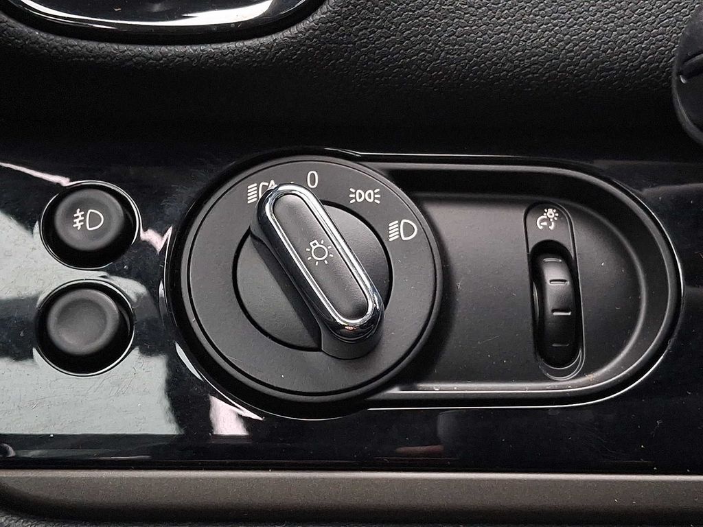 Thumbnail: 2023 MINI Cooper Countryman - 22