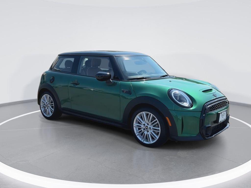 Thumbnail: 2022 MINI Cooper Hardtop - 6