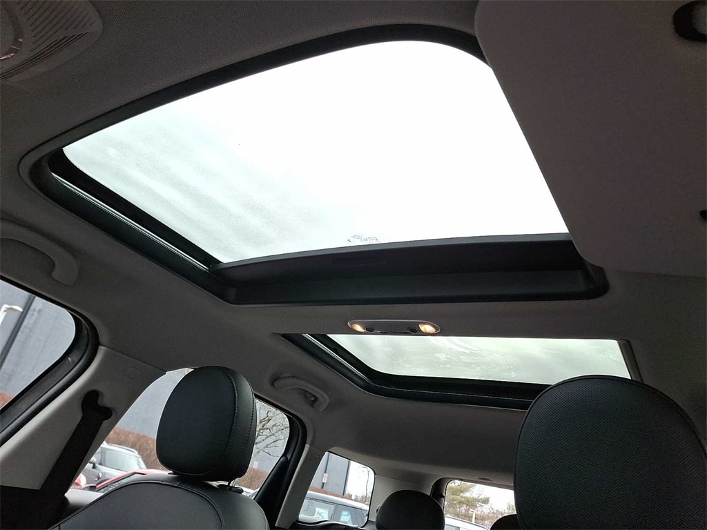 Thumbnail: 2019 MINI Cooper Countryman - 10