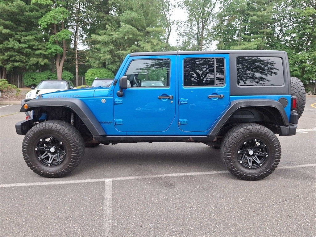 Thumbnail: 2015 Jeep Wrangler - 8