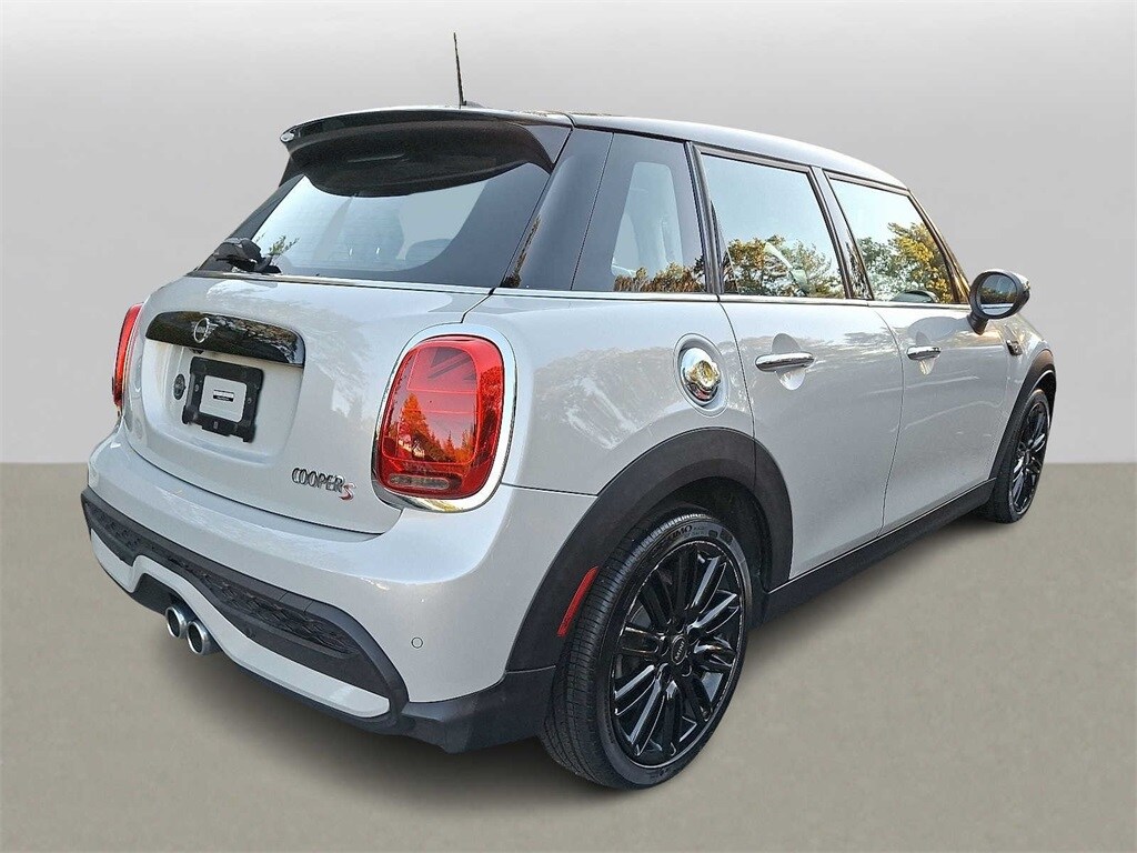 2023 Mini Cooper Hardtop S photo 4