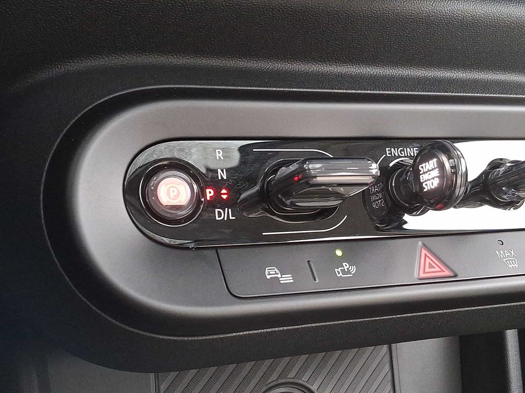 Thumbnail: 2025 MINI Cooper Hardtop - 13