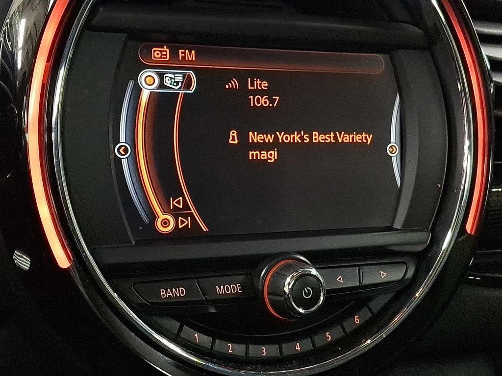 Thumbnail: 2017 MINI Cooper Clubman - 15