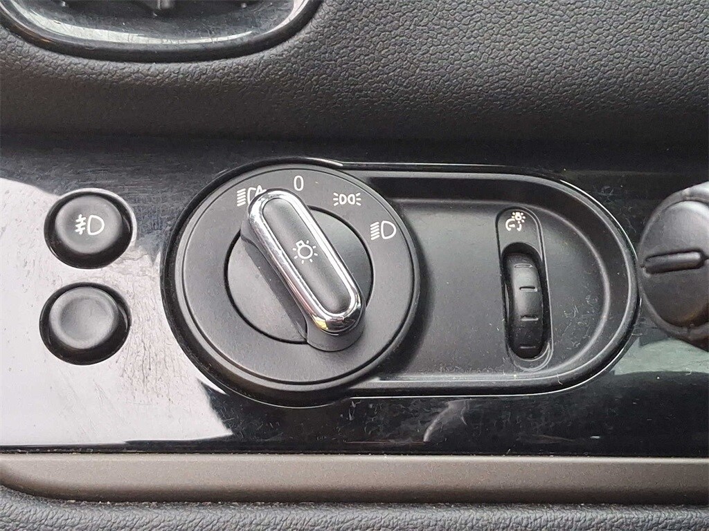 Thumbnail: 2019 MINI Cooper Countryman - 22