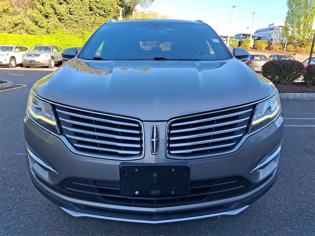 Thumbnail: 2017 Lincoln MKC - 28