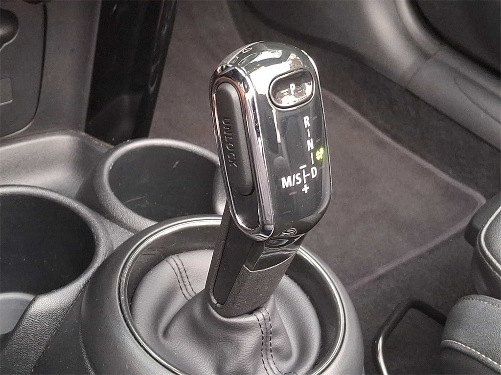 Thumbnail: 2024 MINI Cooper Convertible - 12