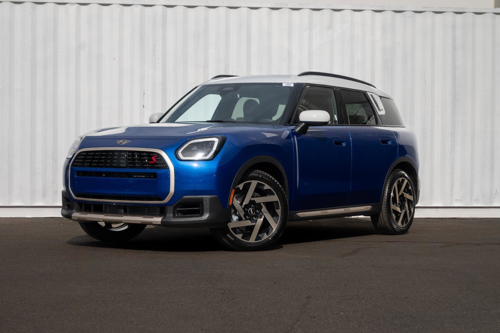 2026 MINI Countryman S's photo