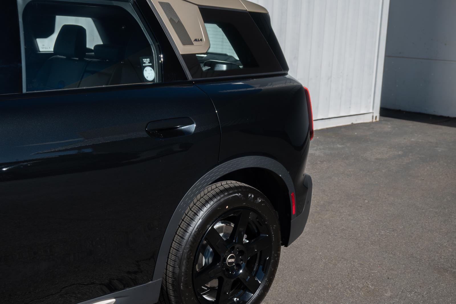 2026 MINI Countryman S - Photo 16