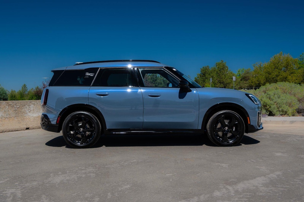 New 2027 MINI Countryman S SUV