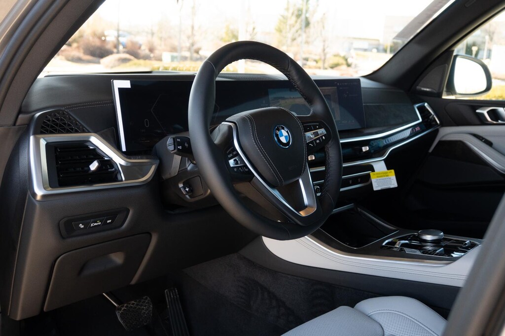New 2026 BMW X5 xDrive50e Sports Activity Vehicle
