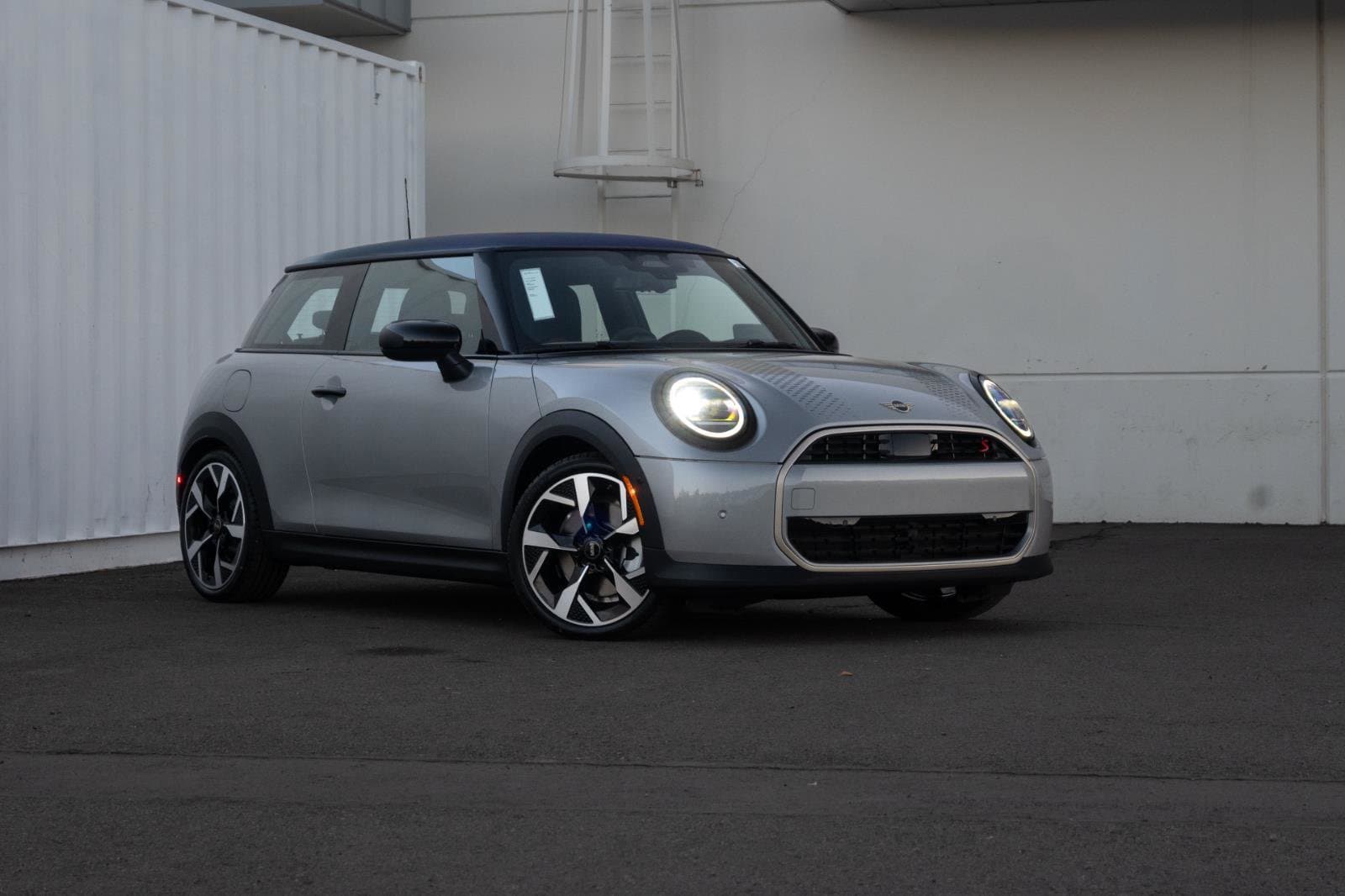 2026 MINI Hardtop 2 Door S - Photo 10
