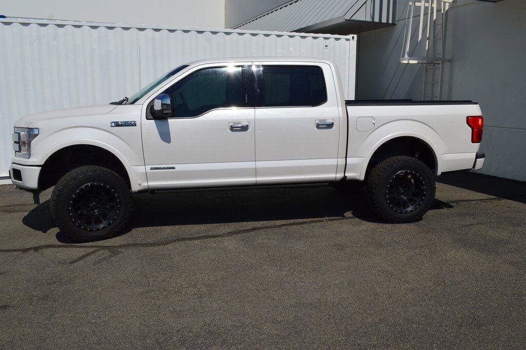 2018 Ford F-150 Platinum photo 4