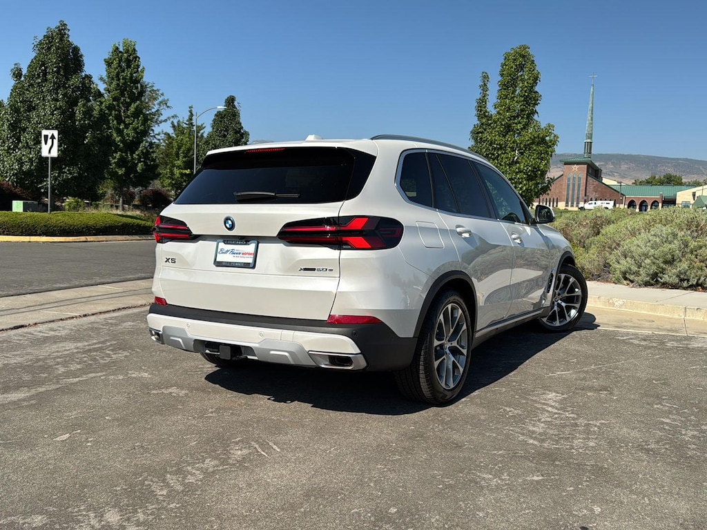 Used 2026 BMW X5 xDrive50e Sports Activity Vehicle