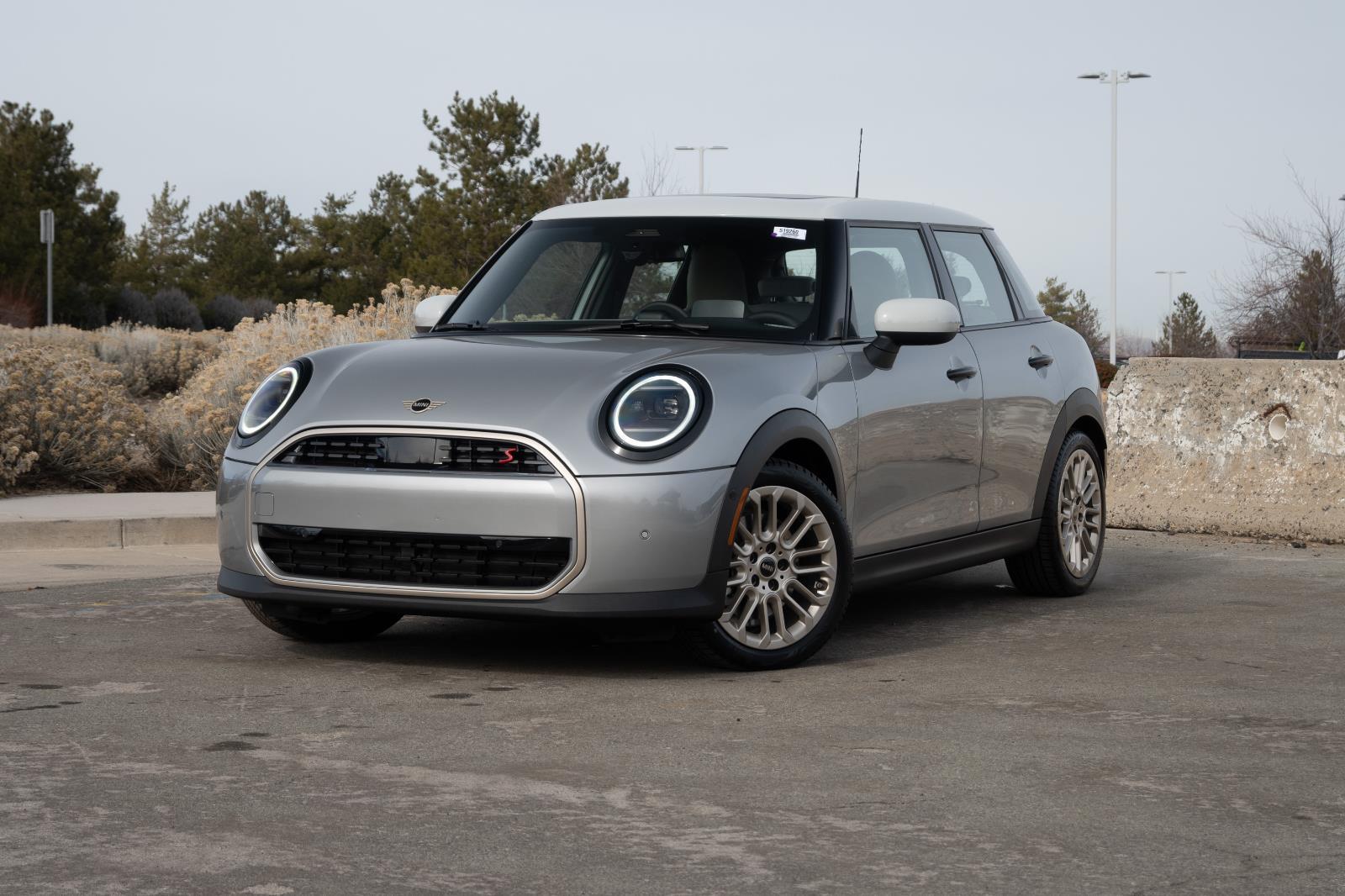 2026 MINI Hardtop Cooper S's photo