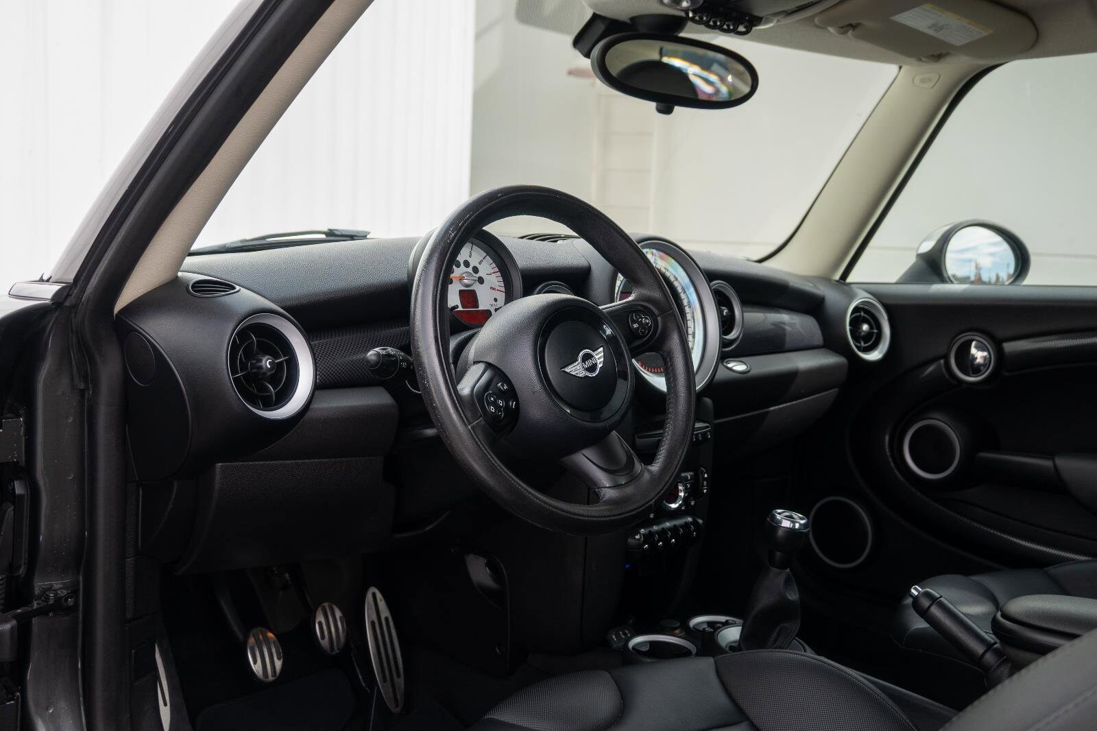 2013 Mini Cooper Hardtop S photo 4