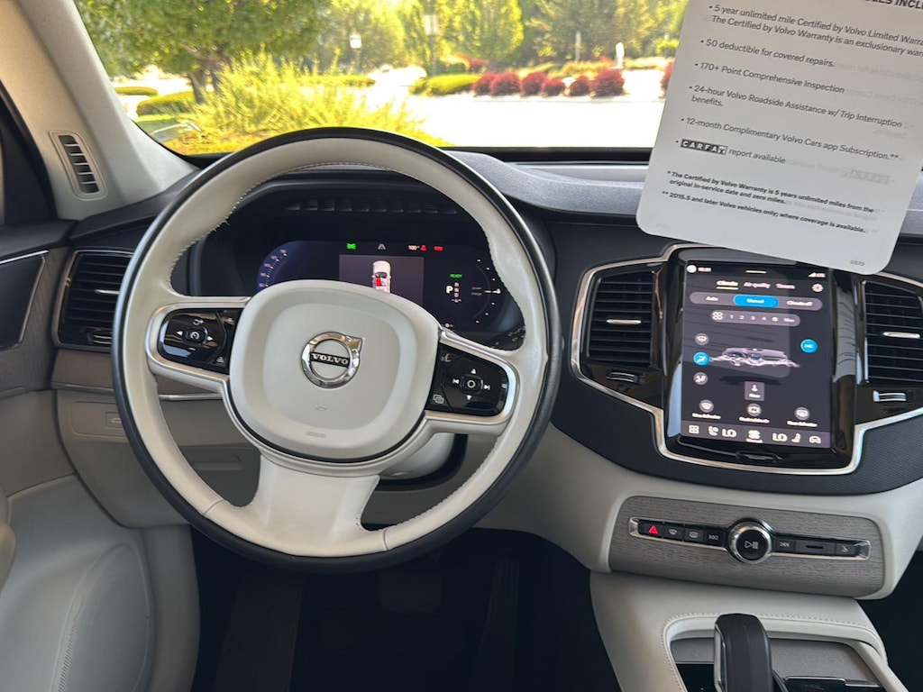 Used 2025 Volvo XC90 Plug-In Hybrid Plus SUV