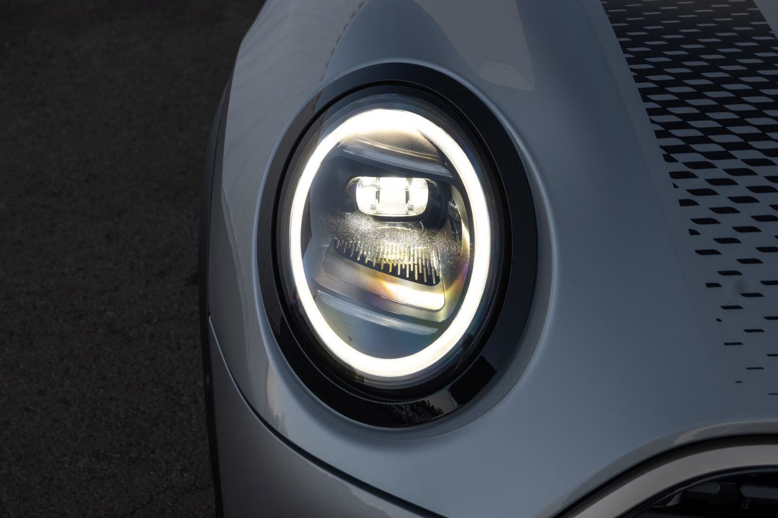 2026 MINI Hardtop 2 Door S - Photo 23