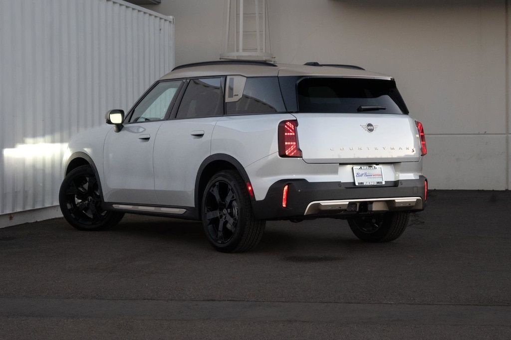New 2026 MINI Countryman Iconic SUV