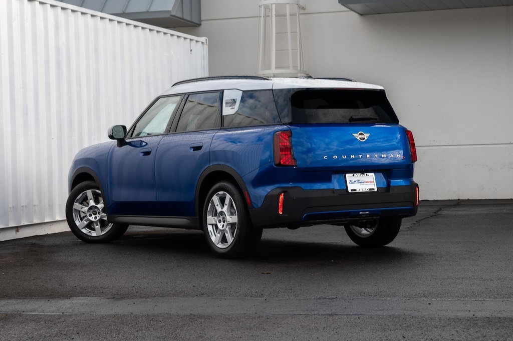 New 2026 MINI Countryman Signature Plus SUV
