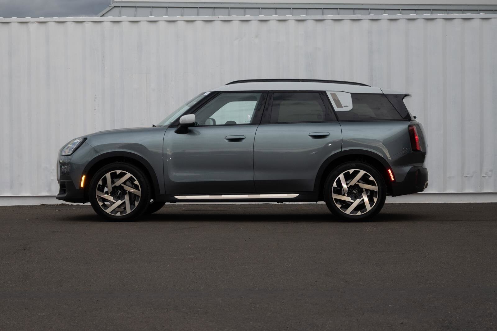 2026 Mini Countryman S ALL4 photo 2