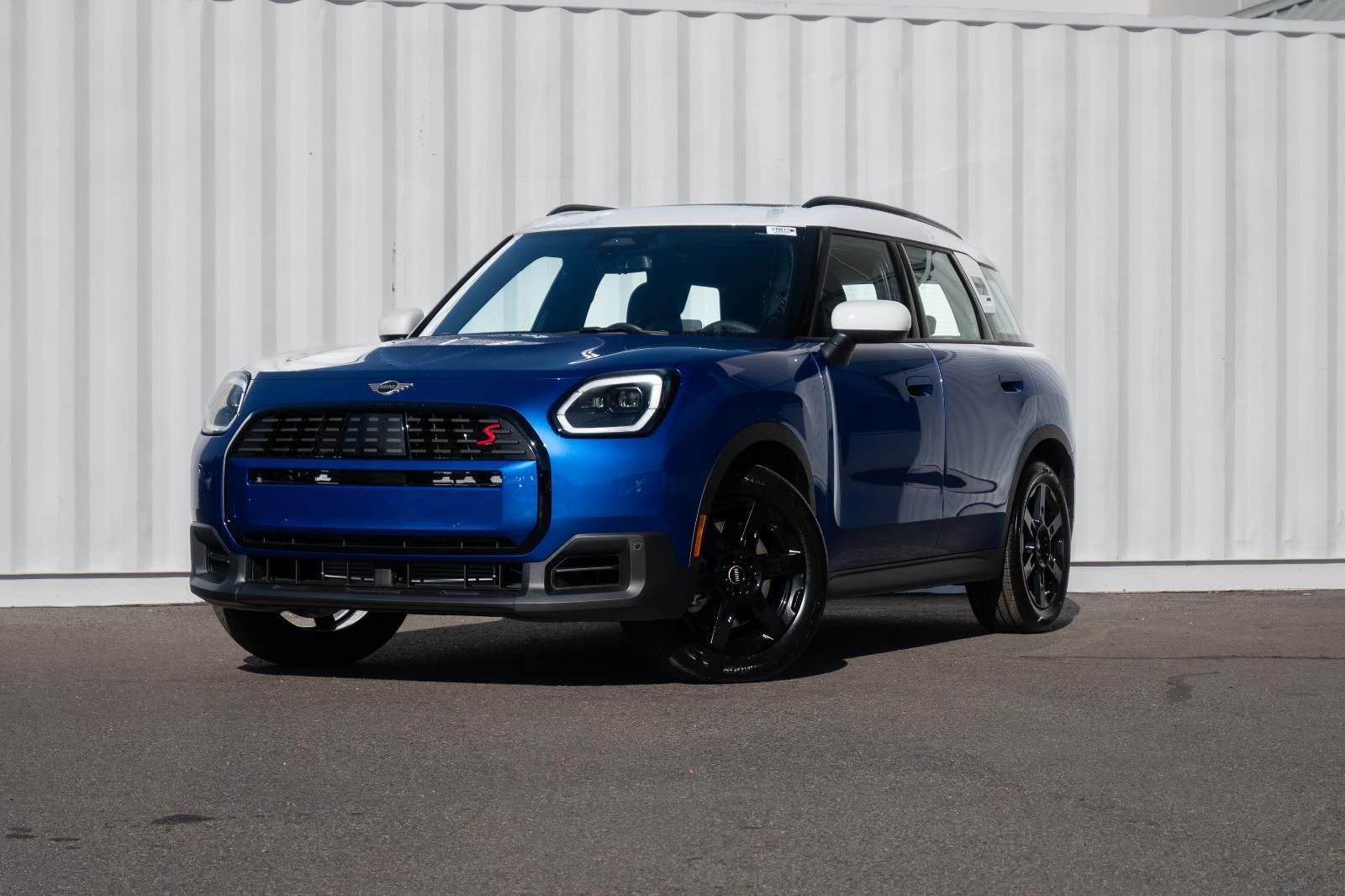 2026 MINI Countryman S's photo