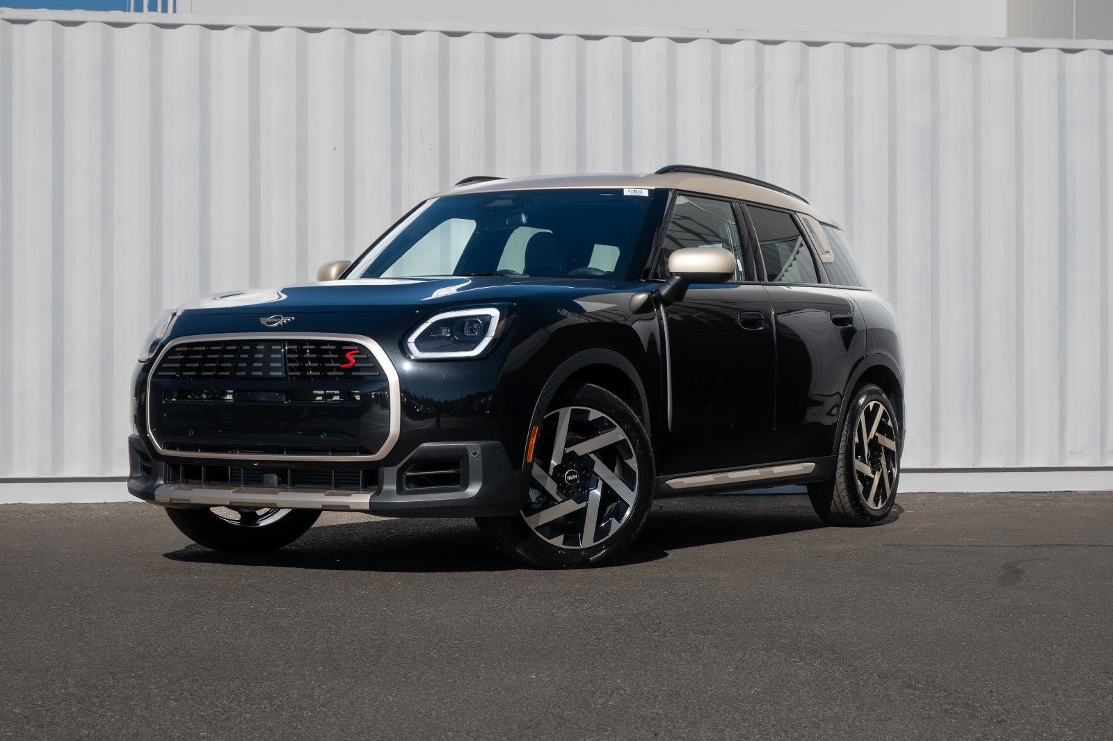 2026 MINI Countryman S's photo